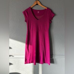 Horny Toad Magenta Short Sleeve Tee Tencel Blend Medium